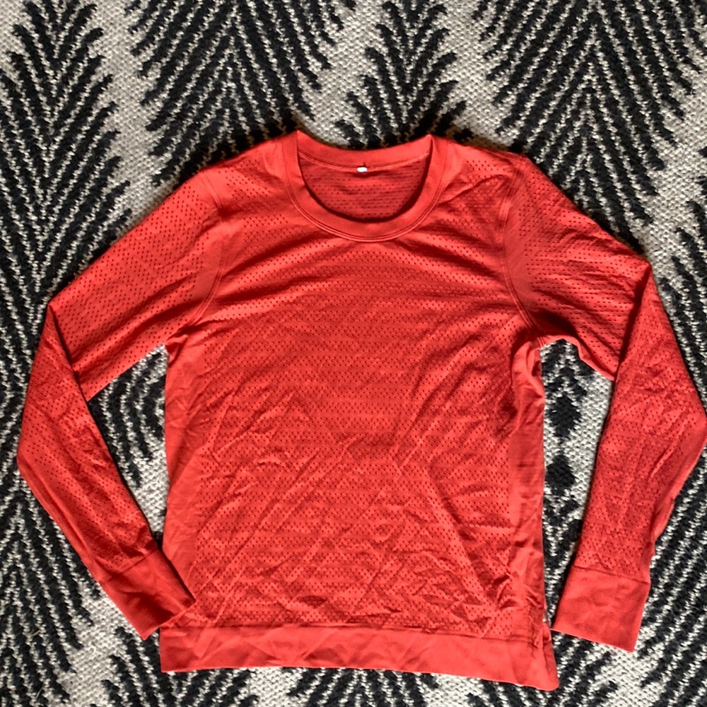 Lululemon mesh long sleeve size 6
